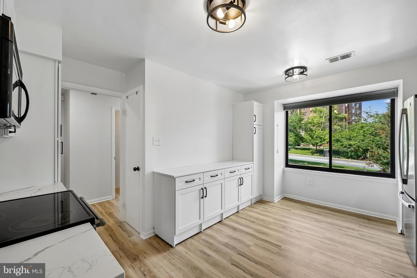 5229 King Charles Way #1-6 photo 9