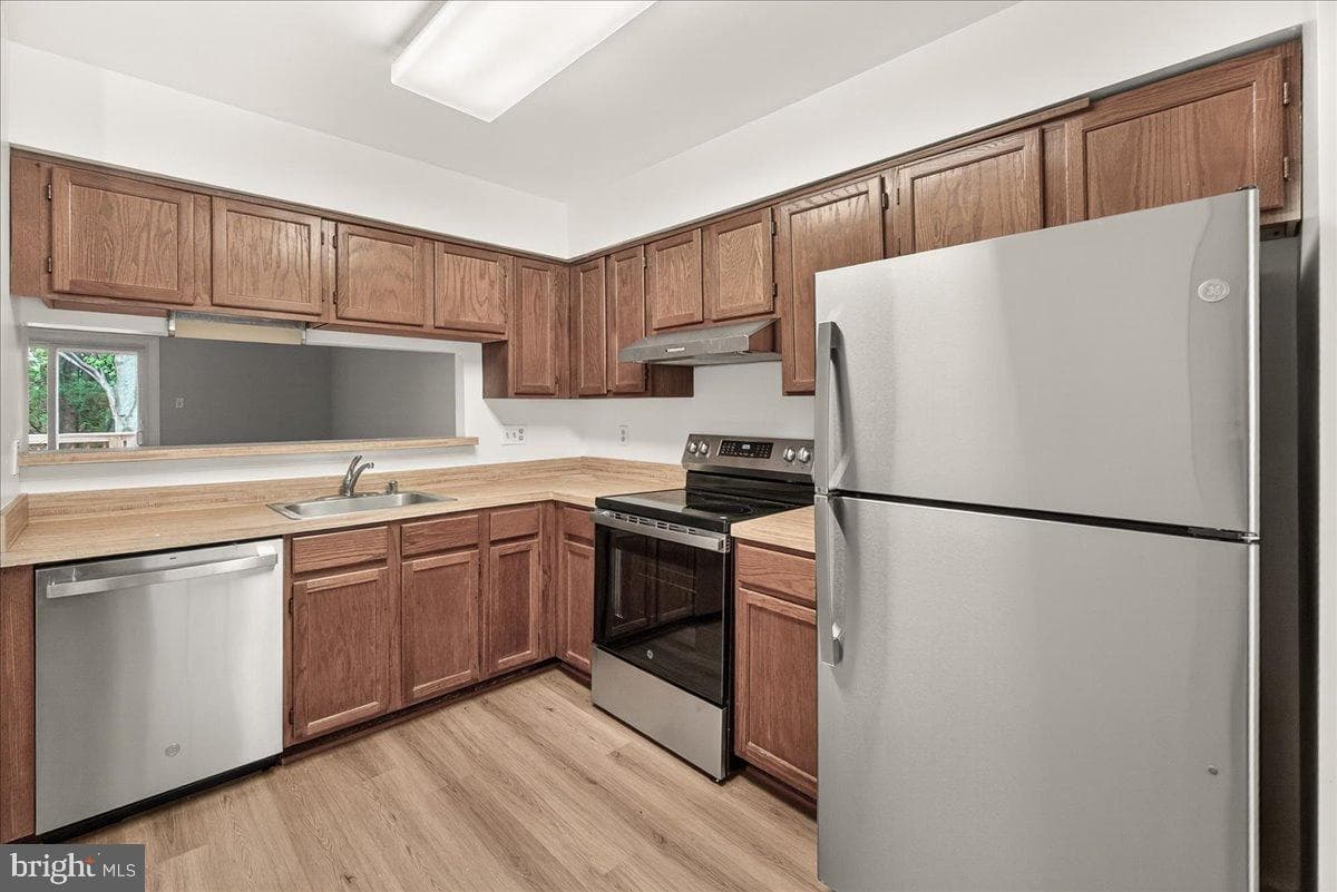 20477 Summersong Lane, Germantown