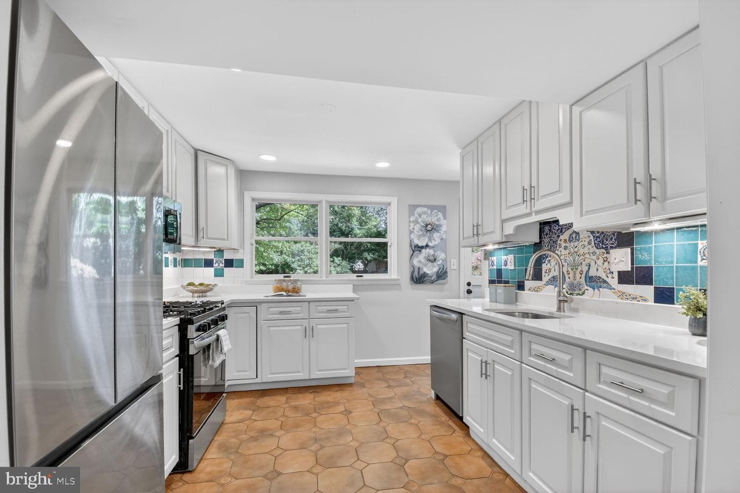 4401 Ferrara Drive photo 11