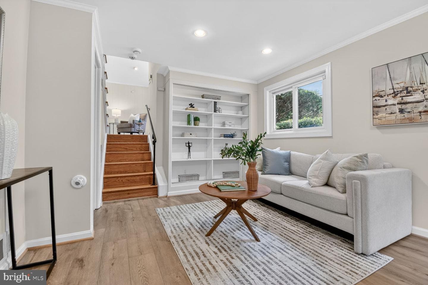 4401 Ferrara Drive photo 5