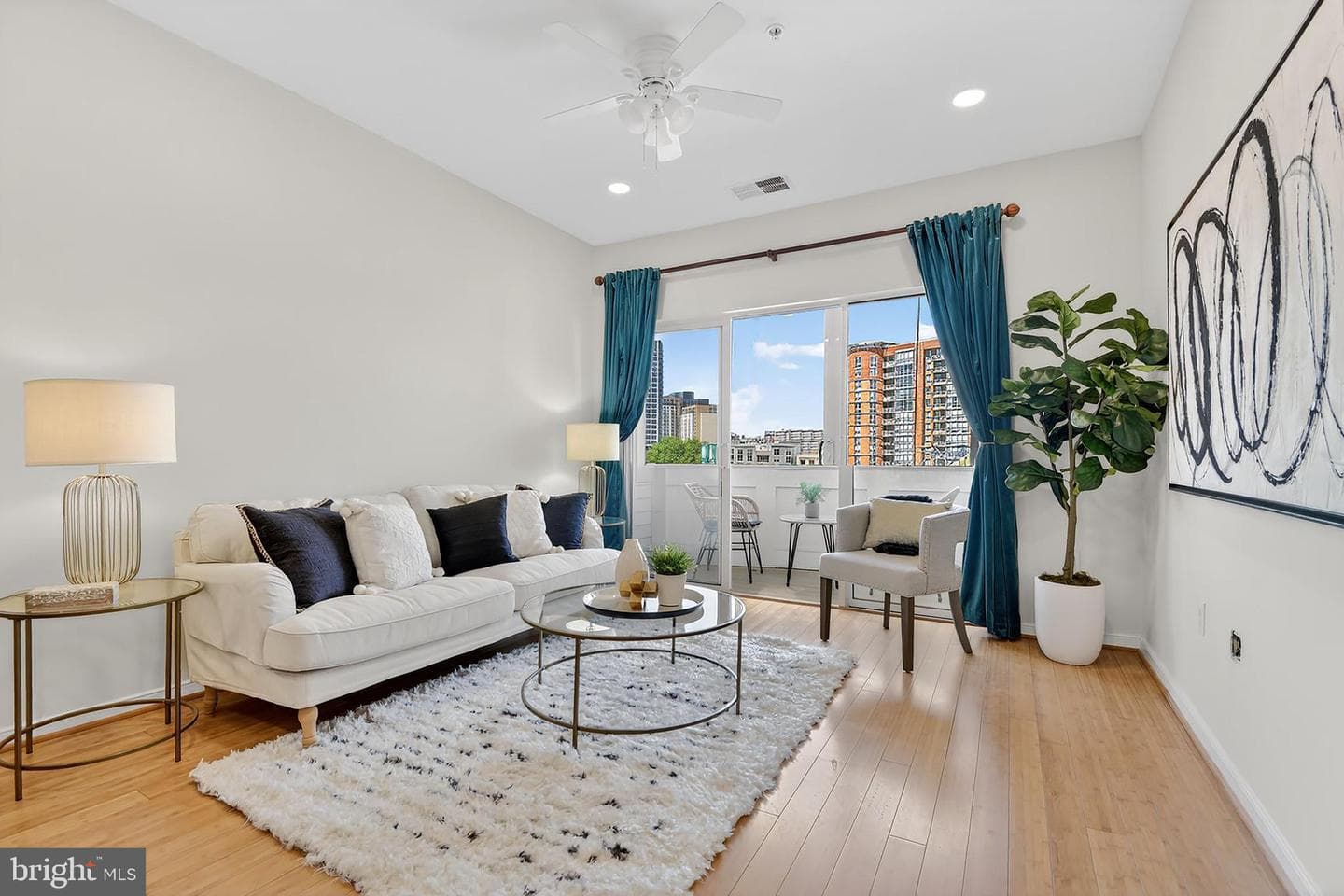8045 Newell Street #504 photo 3