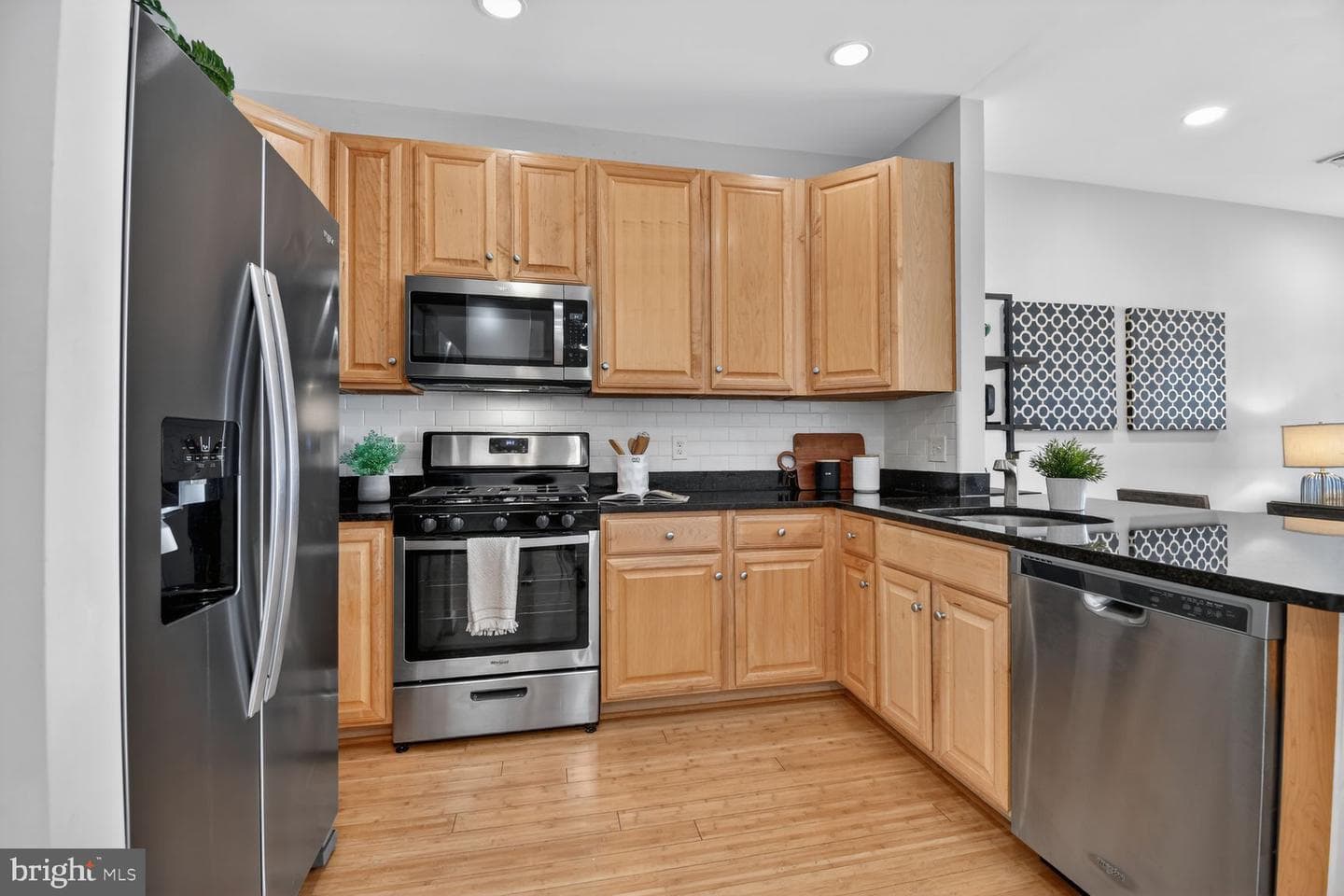 8045 Newell Street #504 photo 9