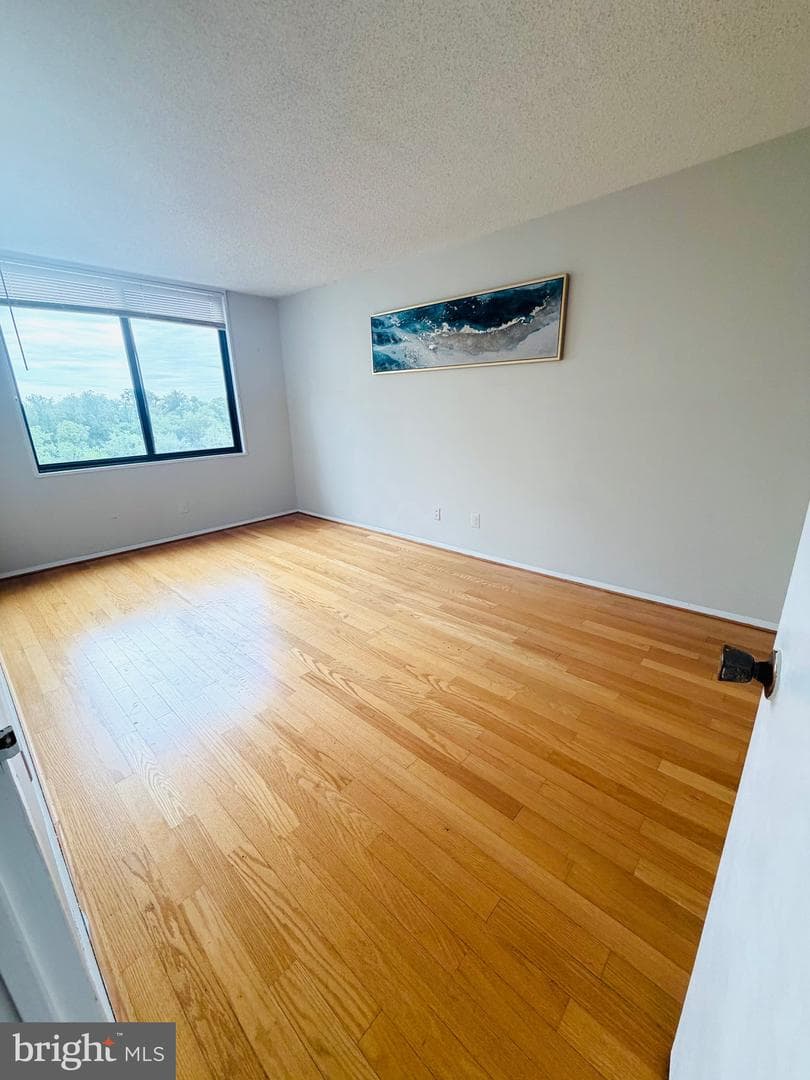 5225 Pooks Hill Road #615s photo 8