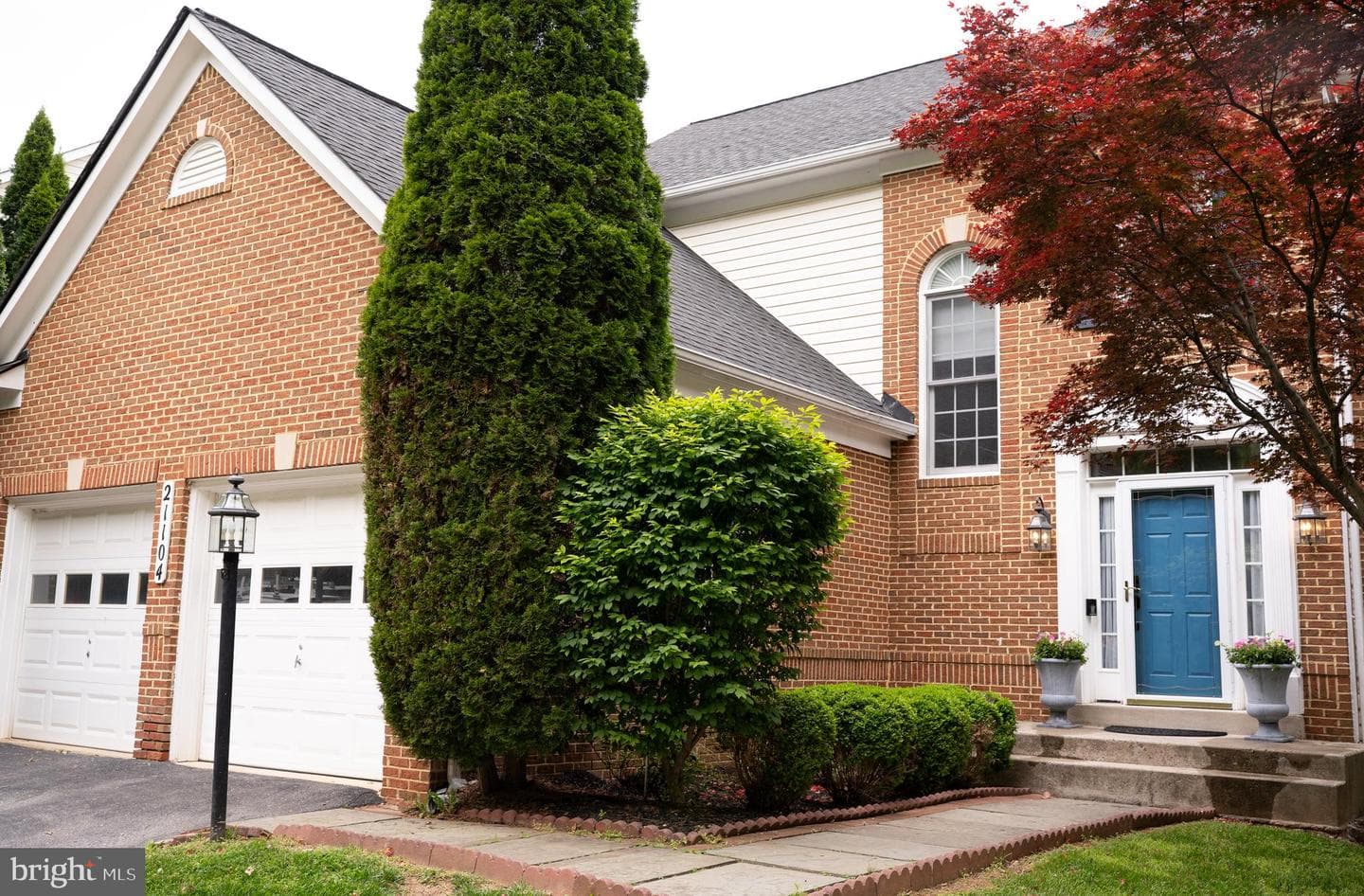 21104 Hickory Forest Way photo 5