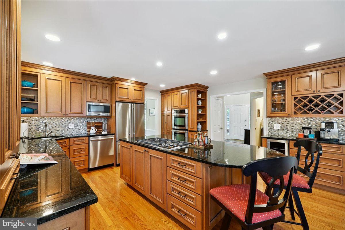 14304 Shoreham Drive photo 31