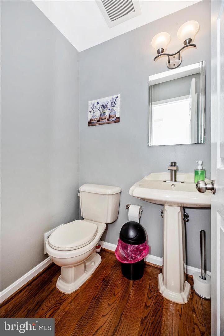 10748 Middleboro Drive photo 22