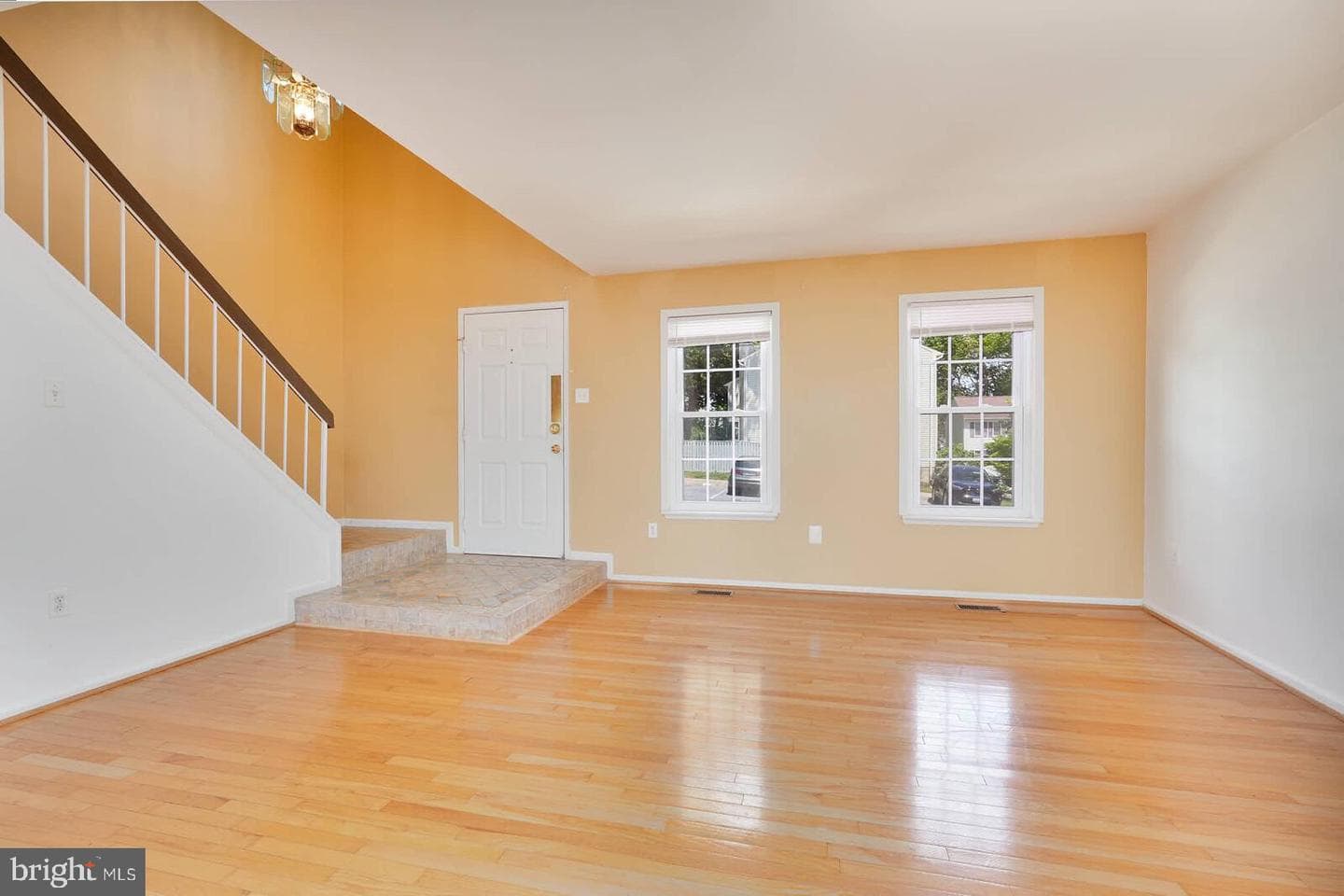 14 Cherry Bend Court photo 5