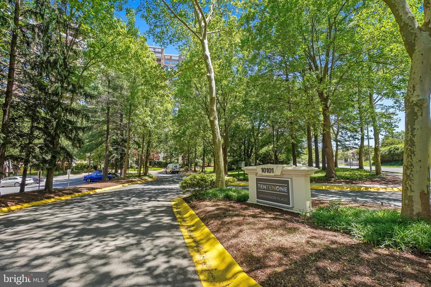 10101 Grosvenor Place #910 photo 24