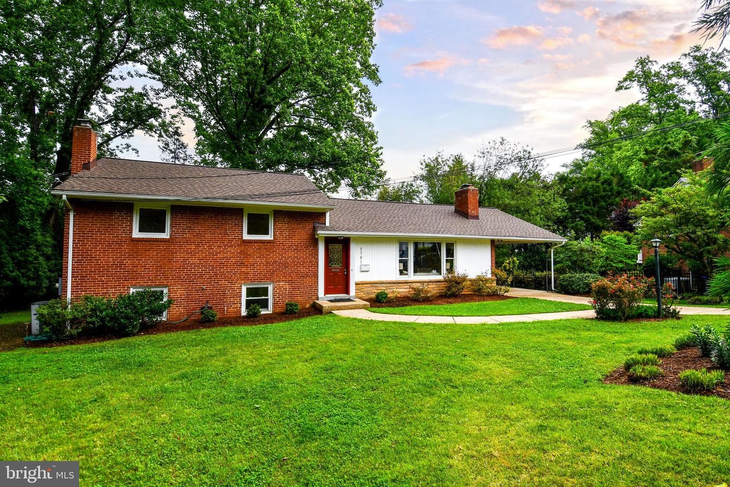 5701 Radnor Court, Bethesda