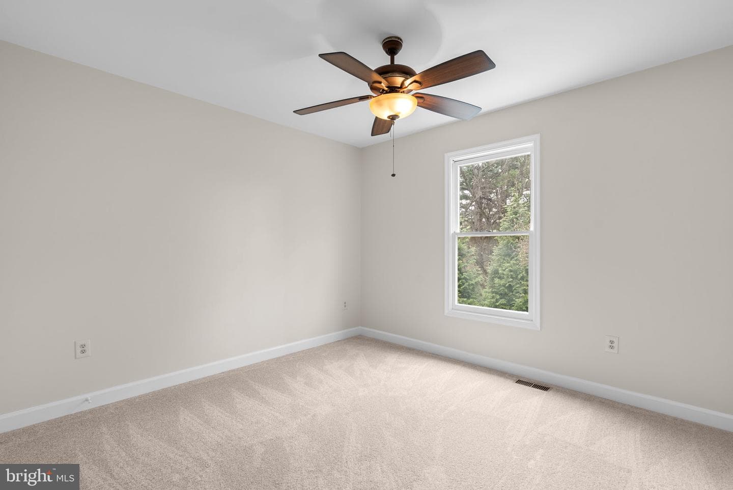 5820 Winegrove Court photo 22