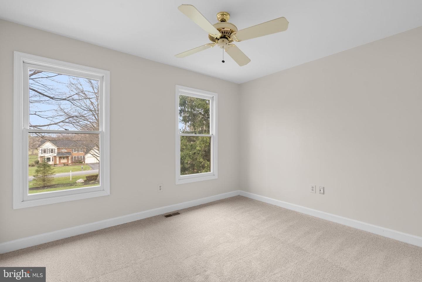 5820 Winegrove Court photo 24