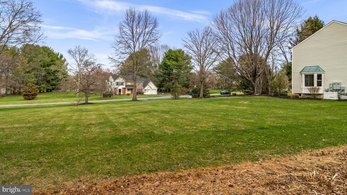5820 Winegrove Court photo 61