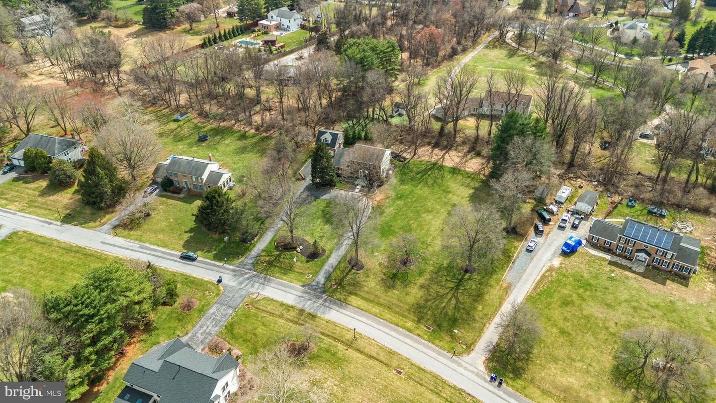 5820 Winegrove Court photo 64