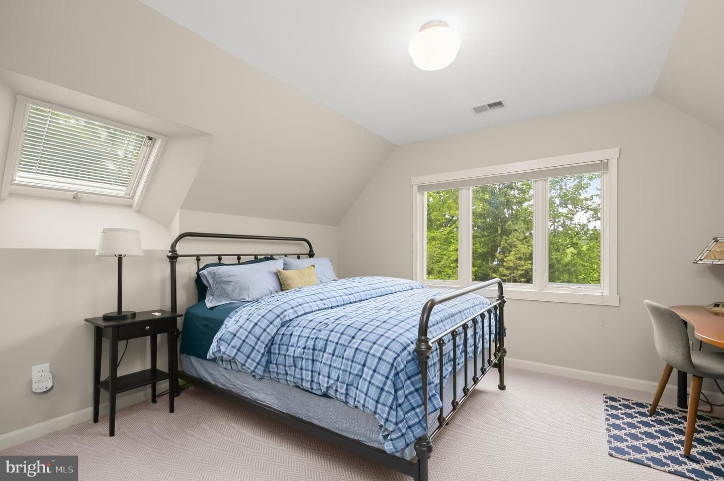 130 Grant Avenue photo 47
