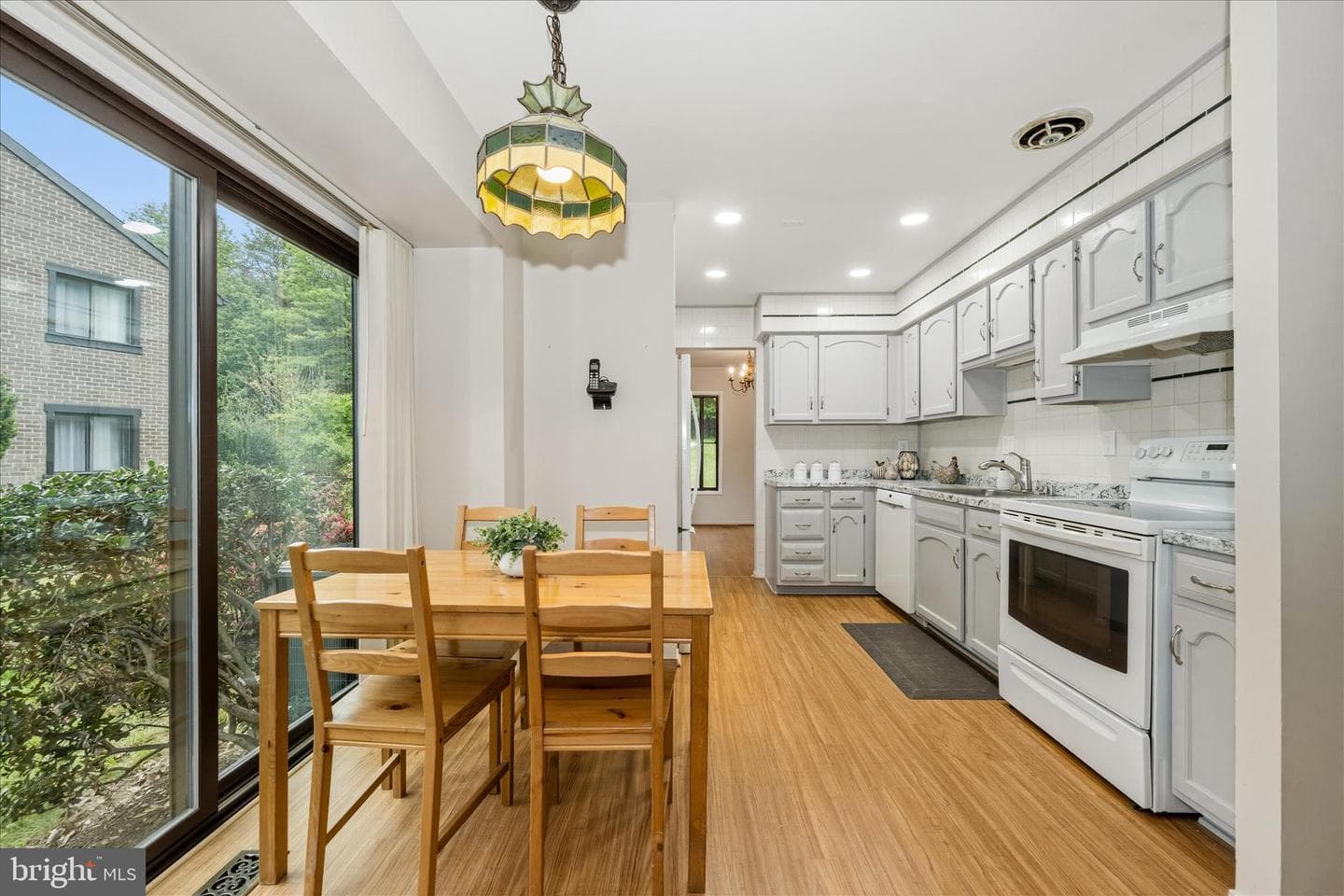 9700 Shadow Oak Drive photo 19