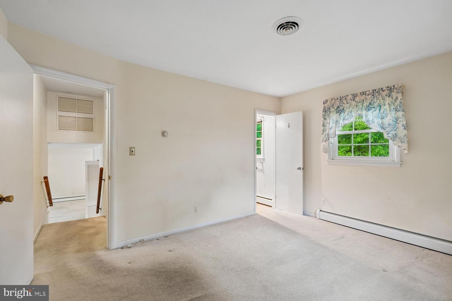 205 Tulip Drive photo 17