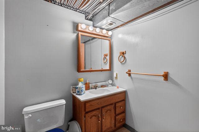 19804 Sovereign Court photo 4
