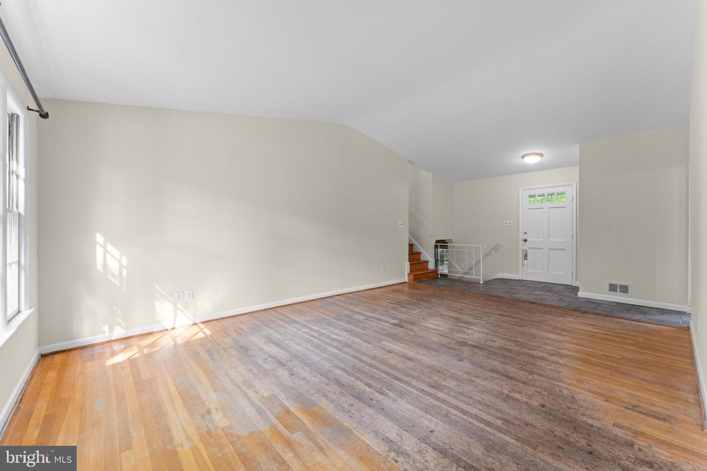 13100 Hathaway Drive photo 11