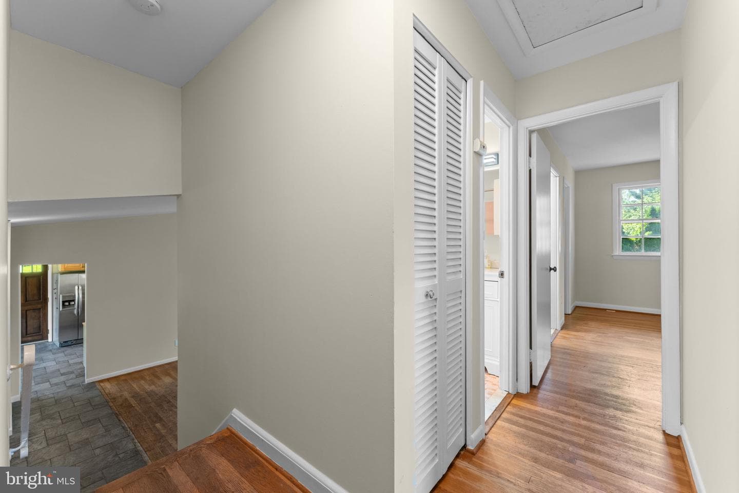 13100 Hathaway Drive photo 32
