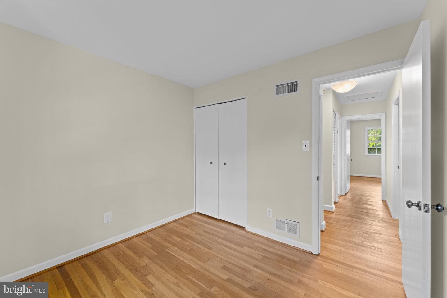 13100 Hathaway Drive photo 38