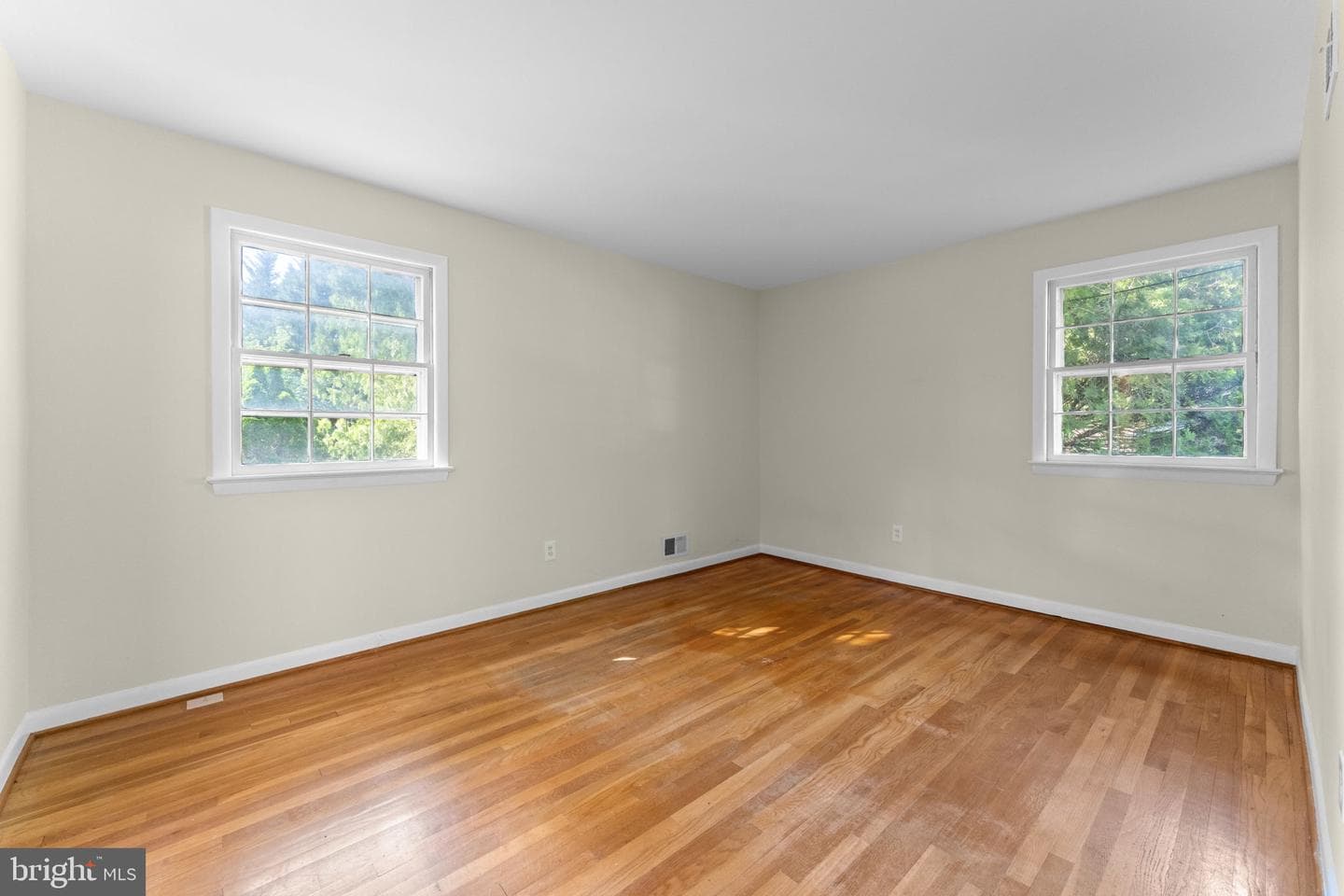13100 Hathaway Drive photo 46