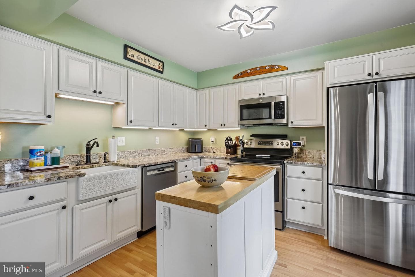 14822 Rose Trellis Place photo 17