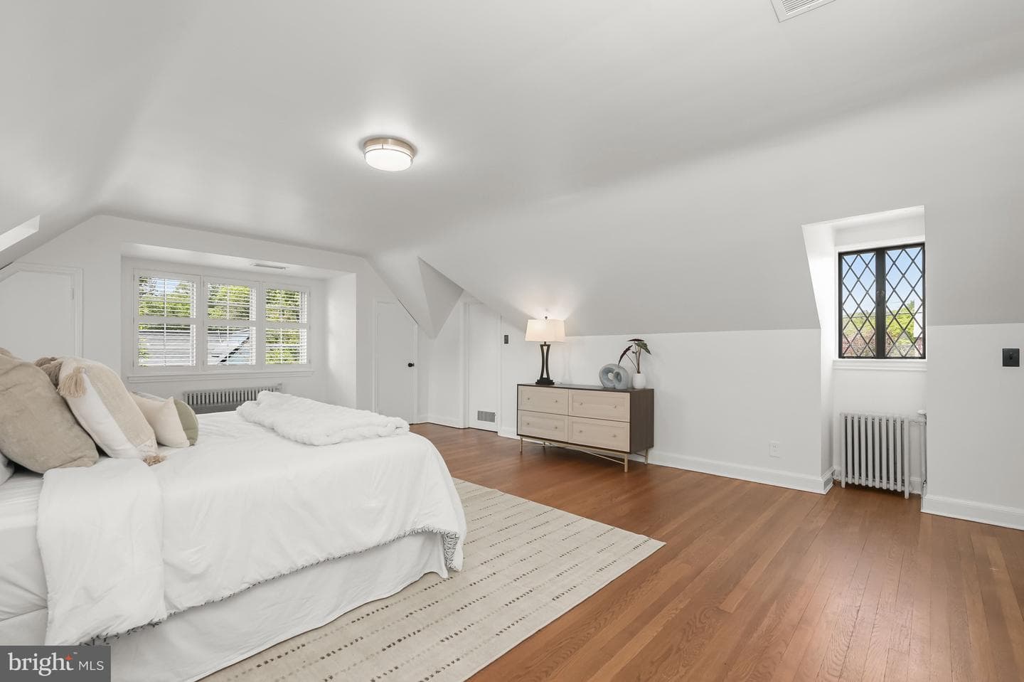 9405 Thornhill Road photo 18