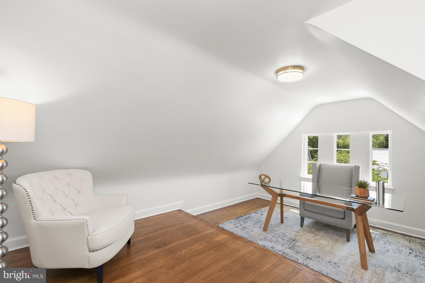 9405 Thornhill Road photo 19