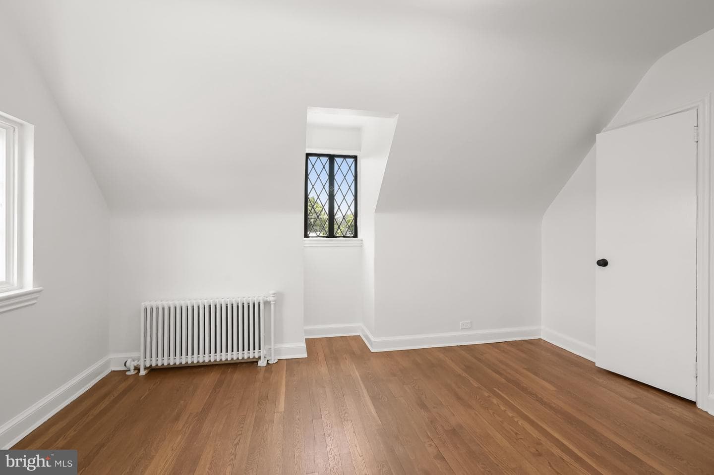 9405 Thornhill Road photo 22