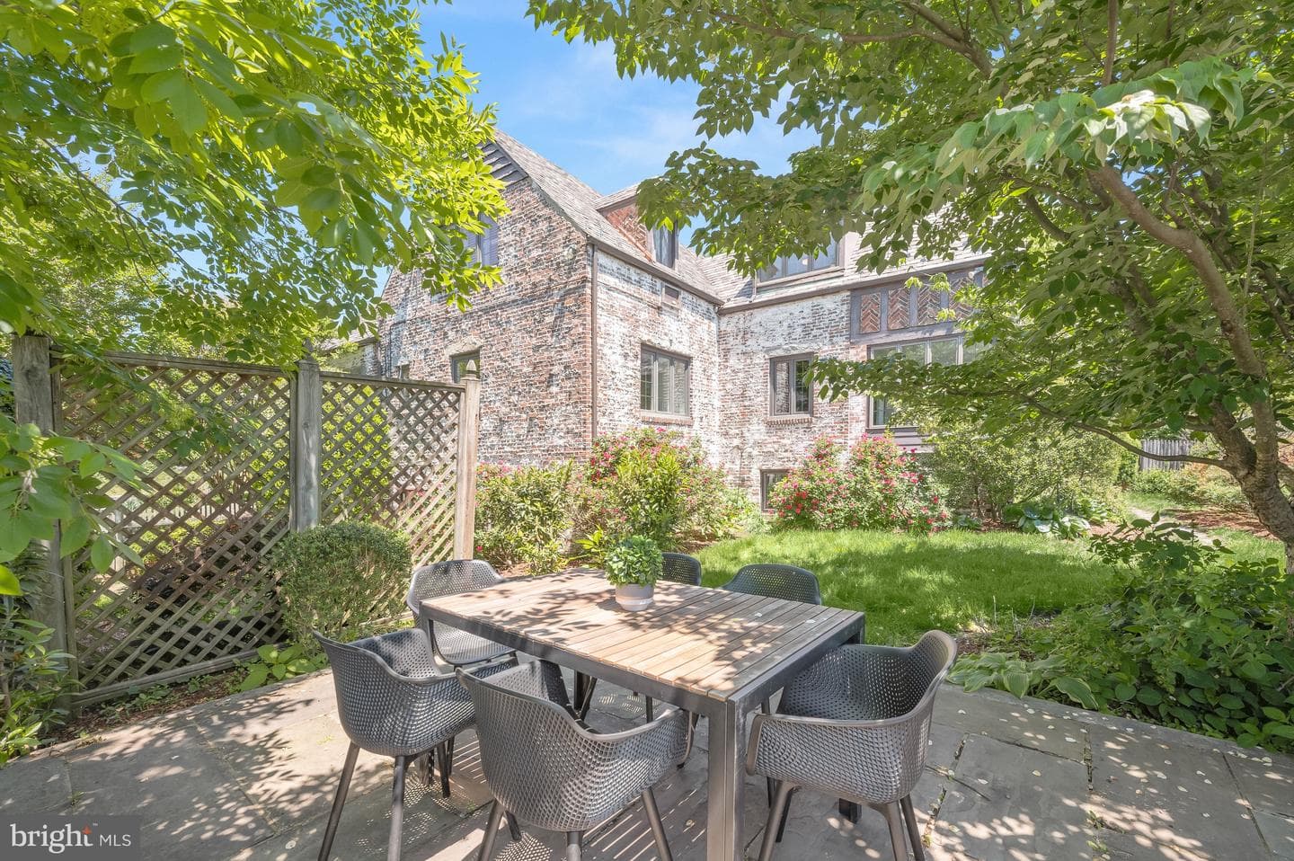 9405 Thornhill Road photo 27