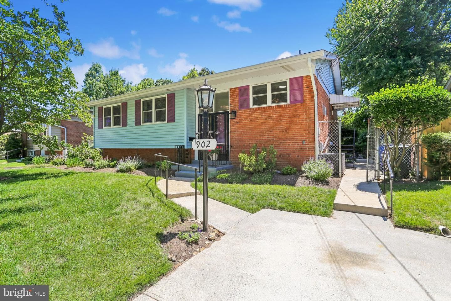 902 Malta Lane photo 3