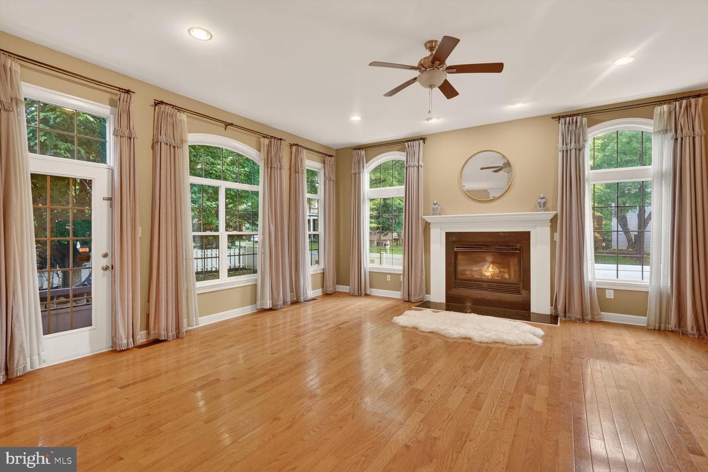 414 Summer Garden Way photo 10