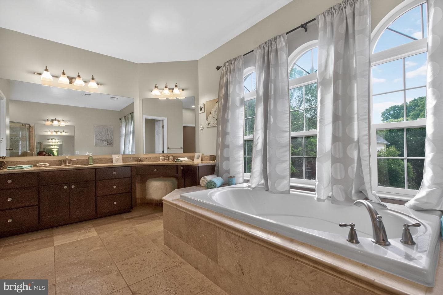 414 Summer Garden Way photo 36