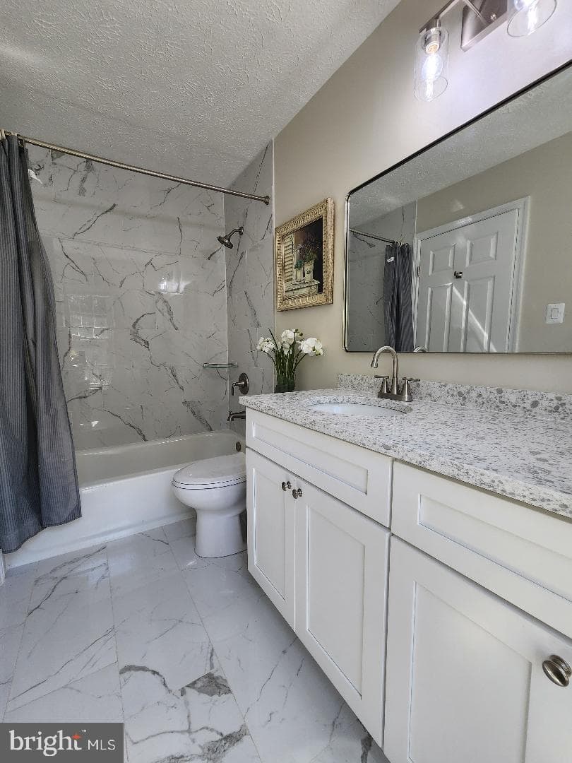 13908 Bergenfield photo 14
