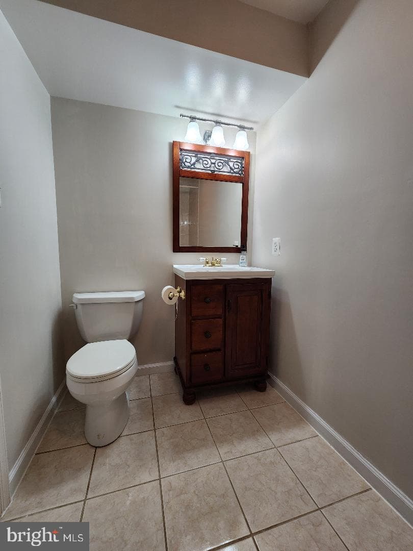 13908 Bergenfield photo 22