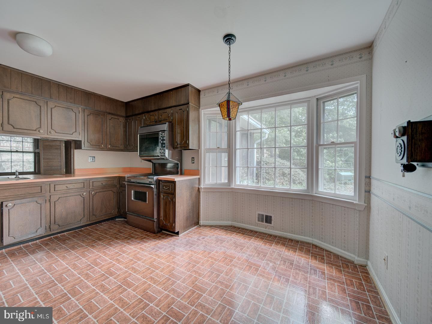 15313 Basswood Court photo 37