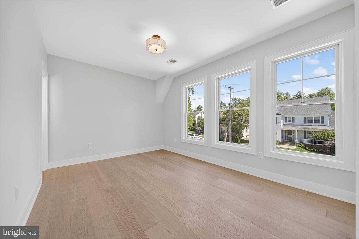 9906 Edward Avenue photo 34