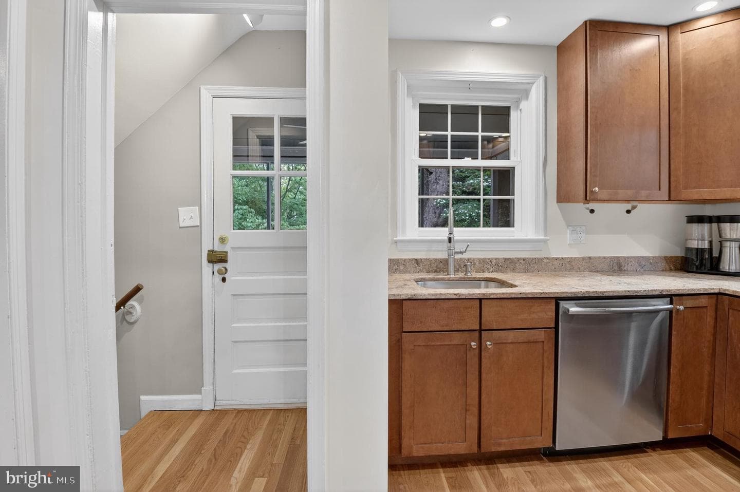 202 Baden Street photo 24