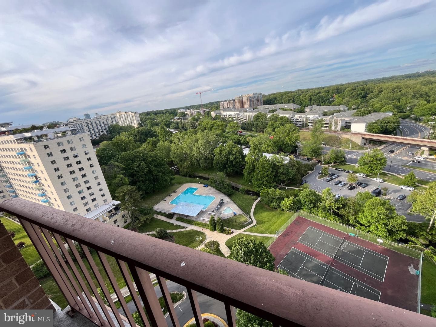 10101 Grosvenor Place #1613, Rockville