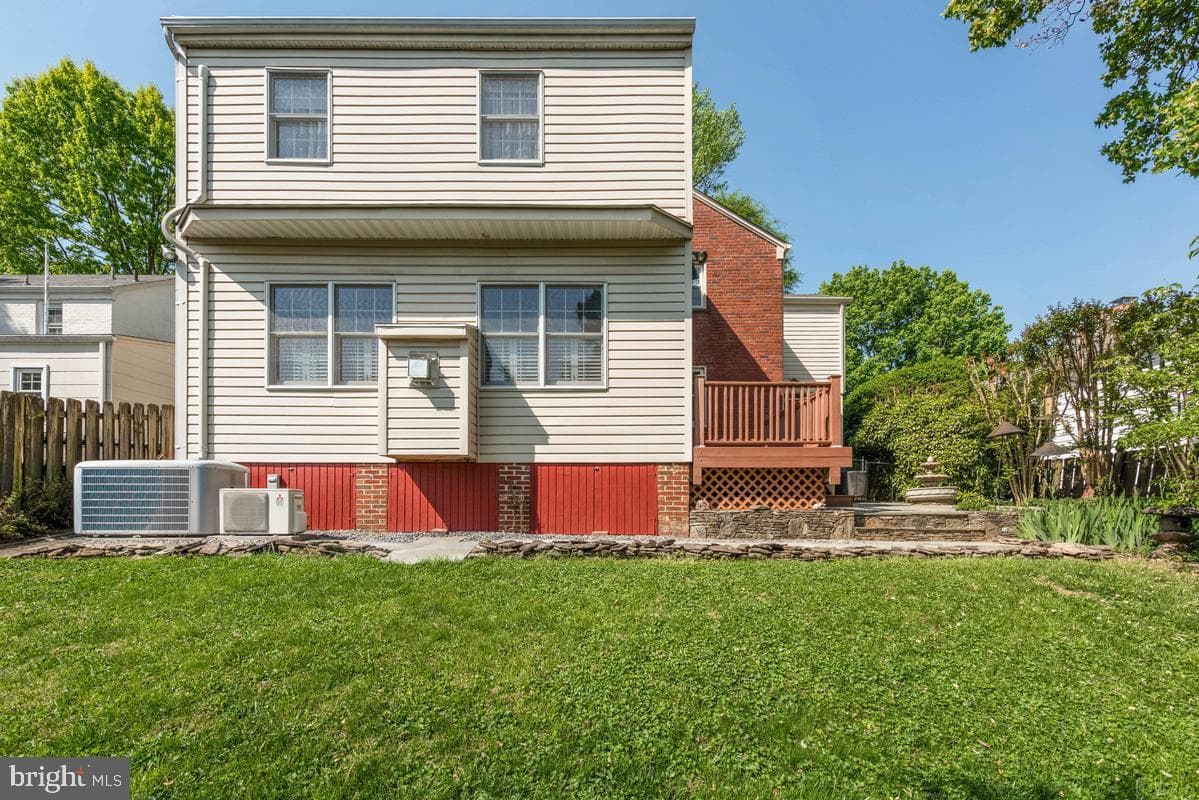 8519 Hazelwood Drive photo 2