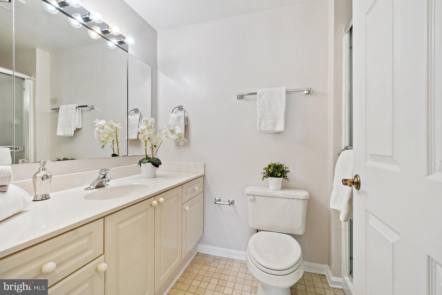 3210 N Leisure World Boulevard #311 photo 22