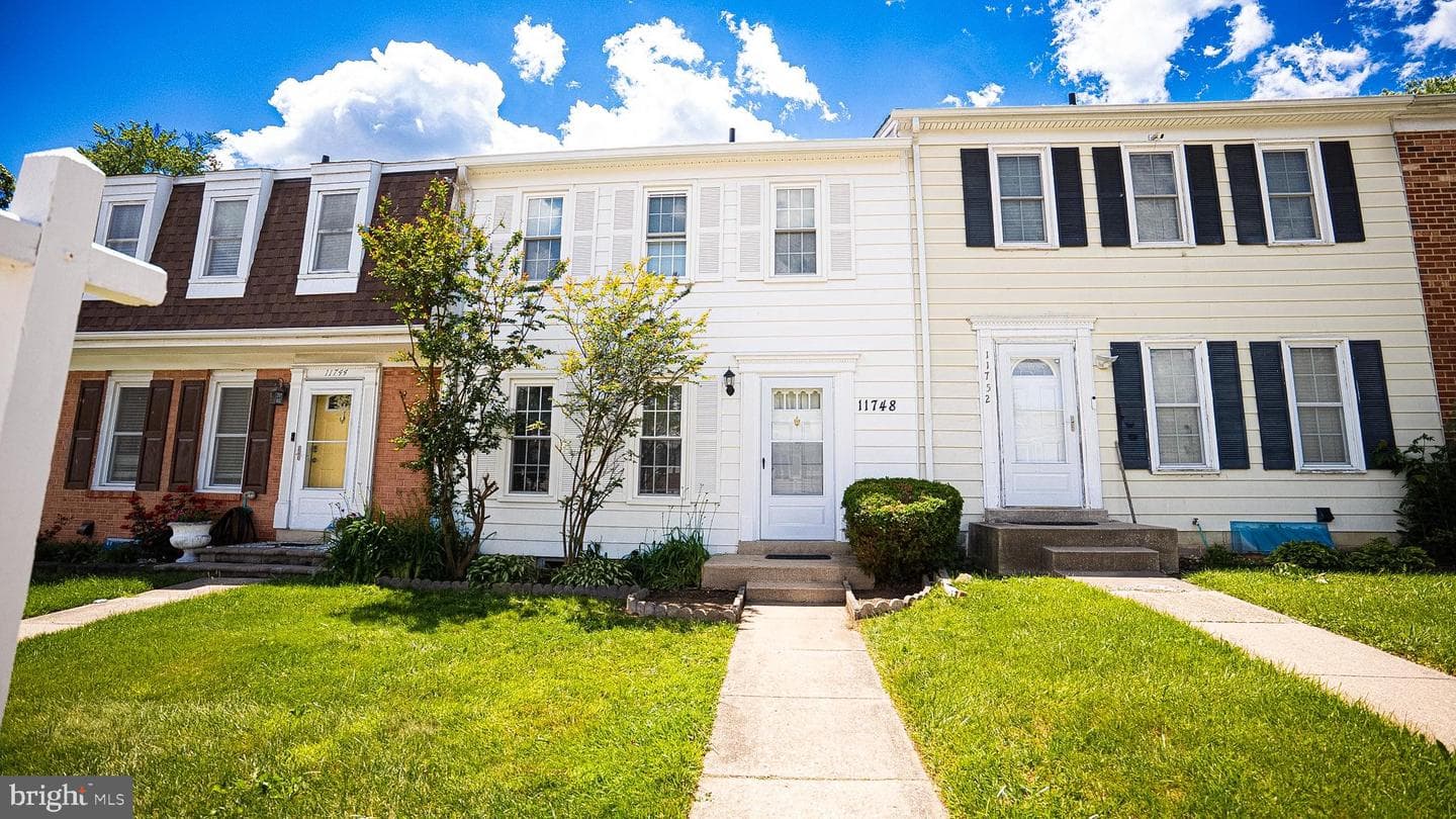 11748 Trophy Court, Germantown