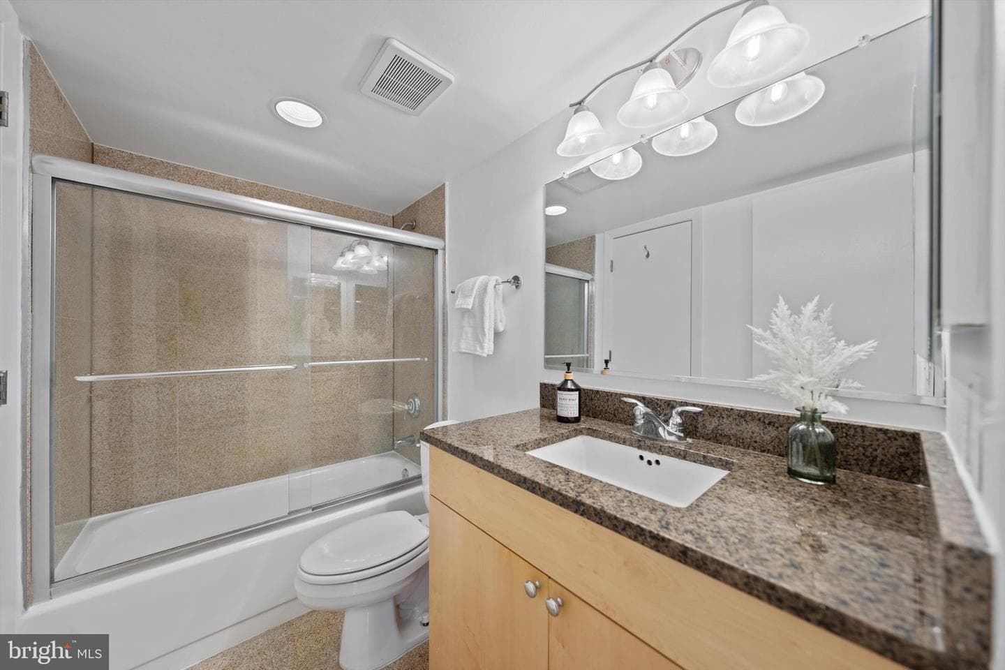 7500 Woodmont Avenue #s610 photo 12