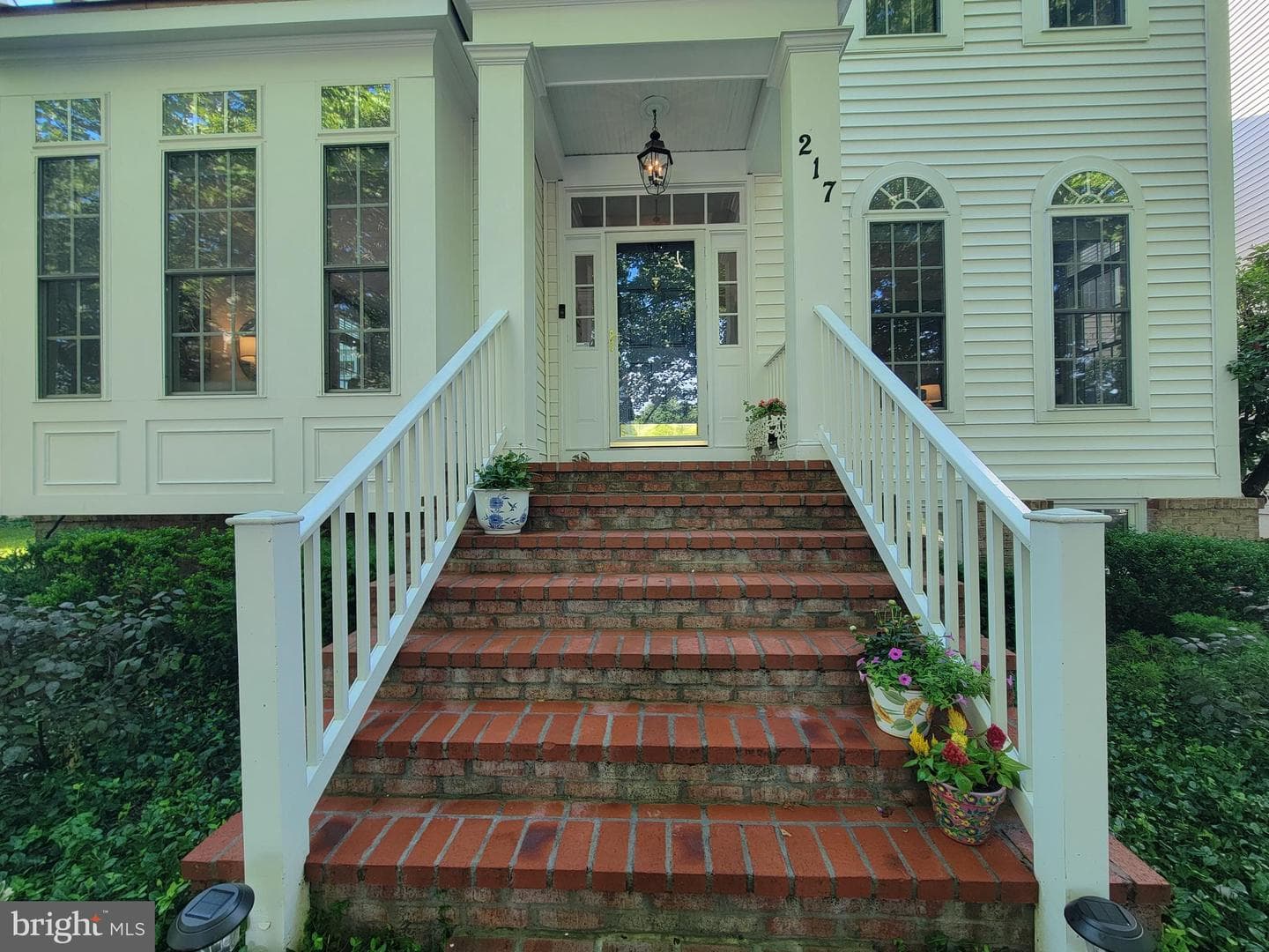 217 Watkins Circle photo 2