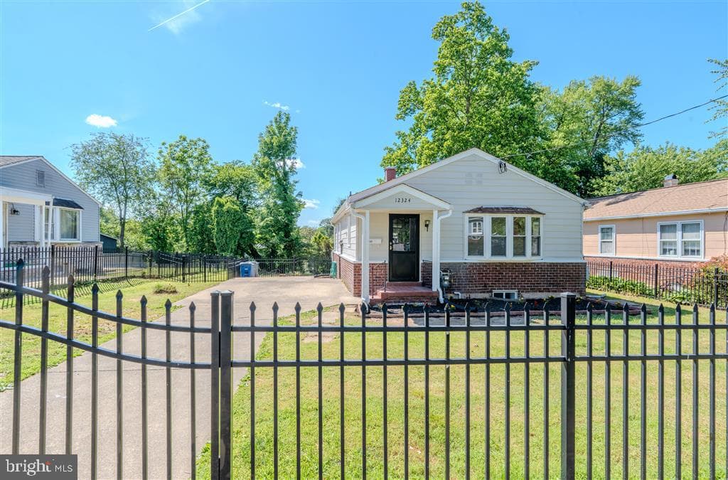 12324 Centerhill Street, Silver Spring