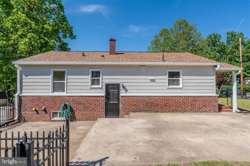12324 Centerhill Street, Silver Spring
