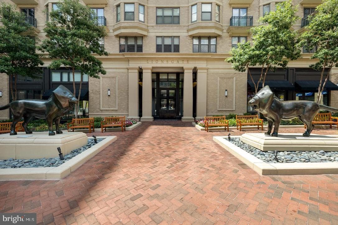 7710 Woodmont Avenue #811, Bethesda