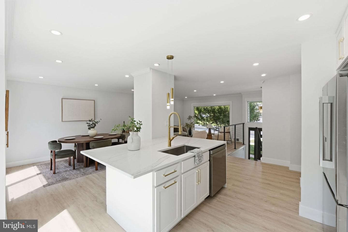 13710 Arctic Avenue photo 12