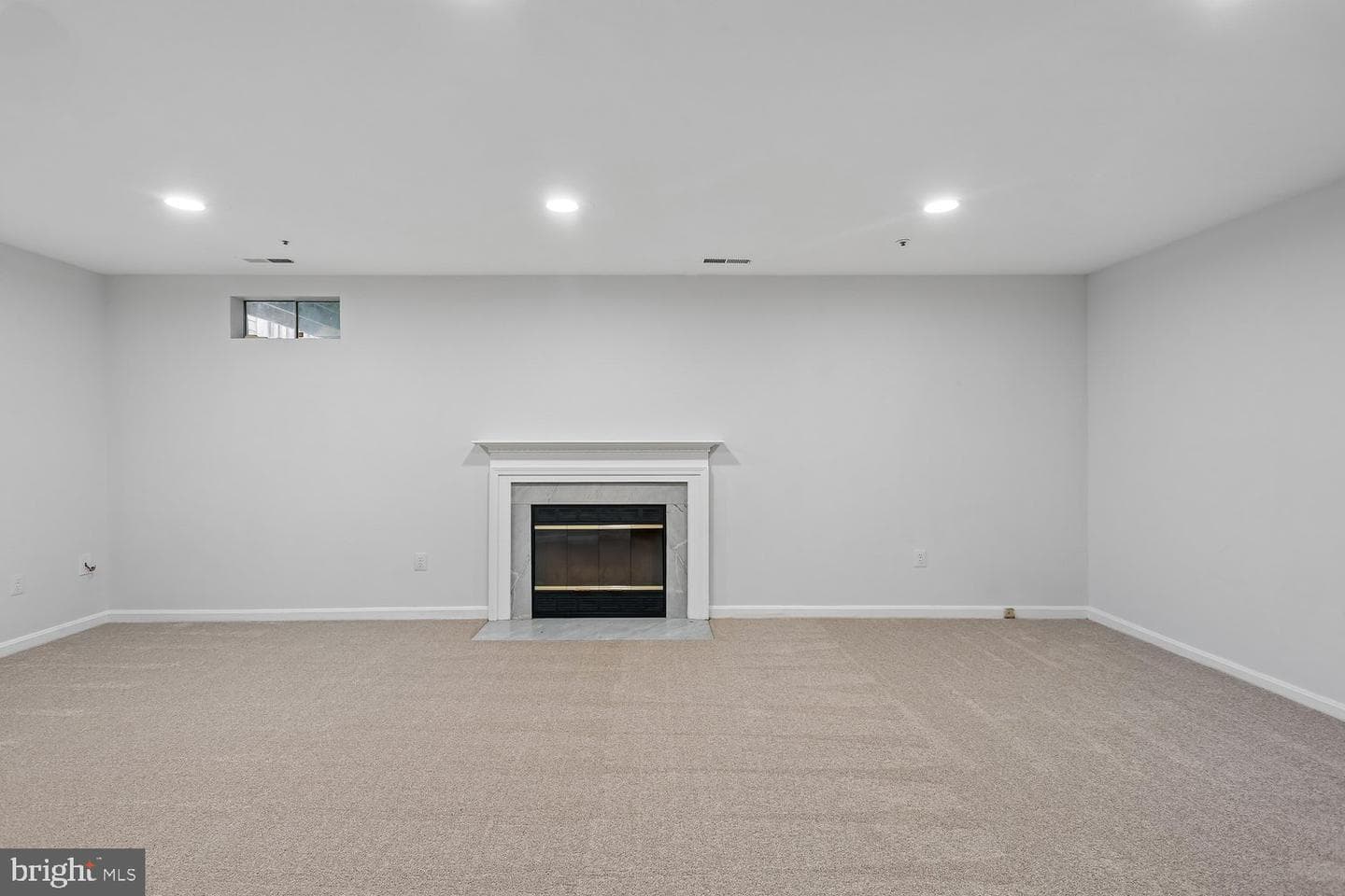 17976 Dumfries Circle photo 32