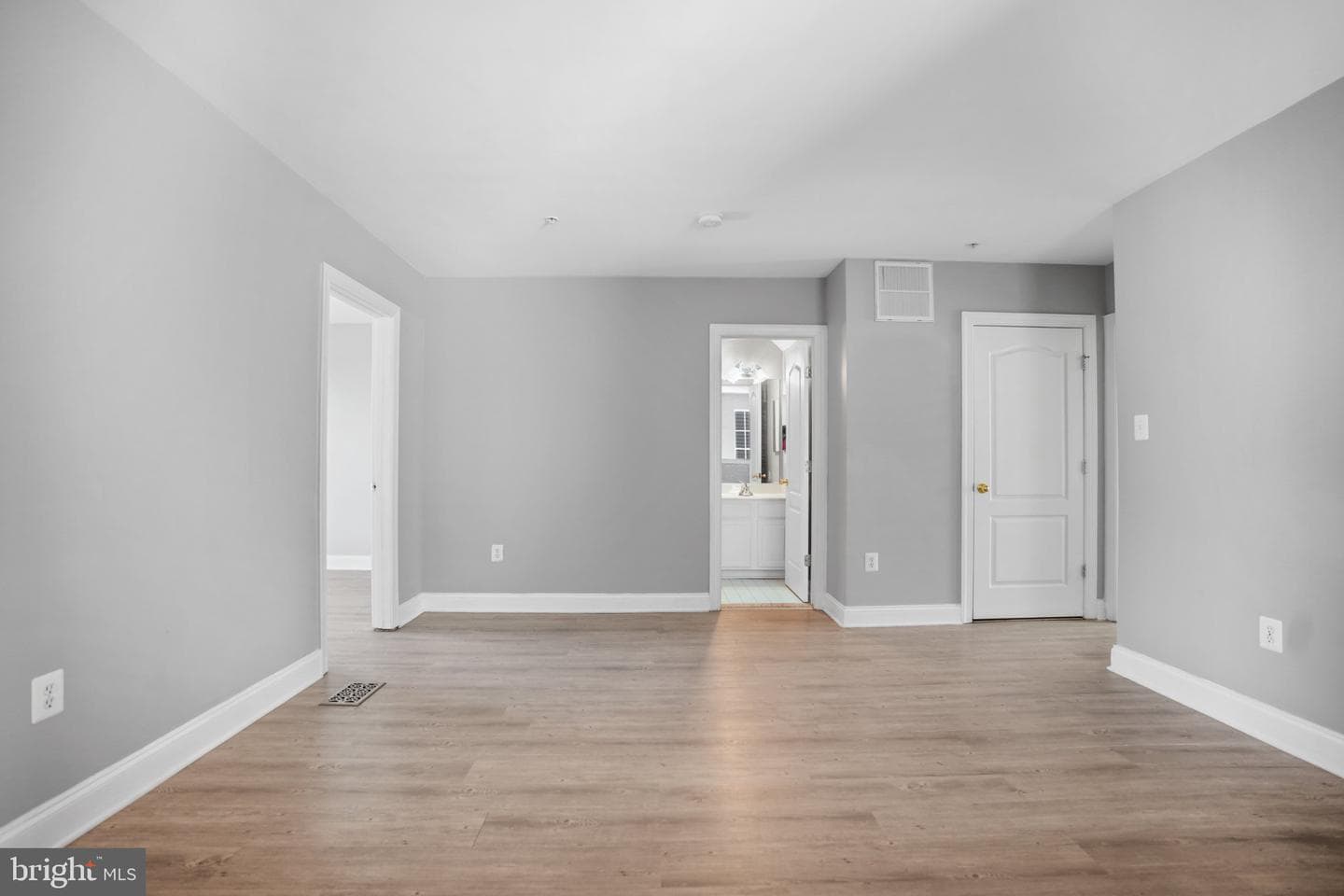 13043 Clarksburg Square Road #13043 photo 18